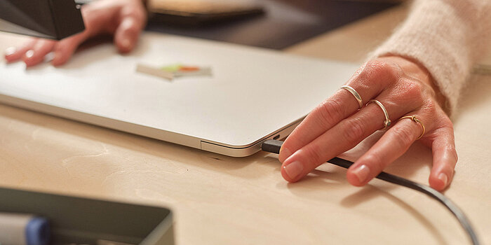 usb-c_stage_2x1.jpg